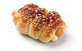 Breadtalk manager: We hire 70% Singaporeans/PR to 30% foreign staff